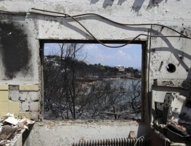 Στο Μάτι αναζητεί σπίτι ιδιώτης έστω και καμένο (φωτο)